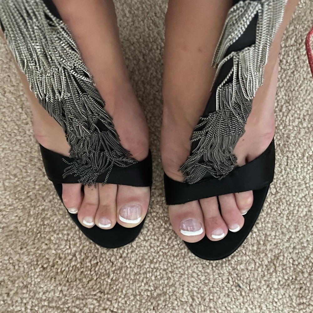 LAMB yoyo black satin silver tassel open toe 10